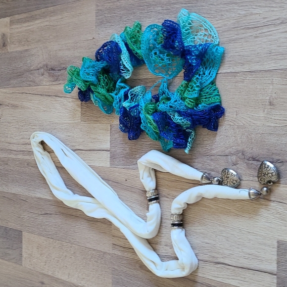 Scarf Bundle - Picture 4 of 8